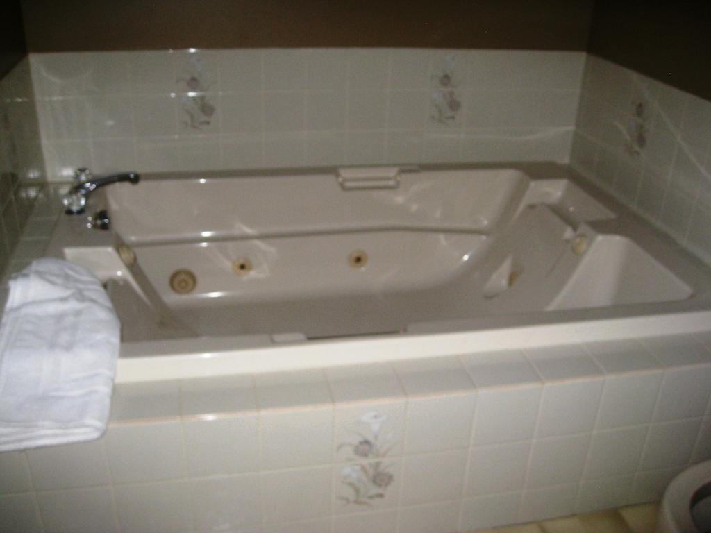 Mcdougall Lane Bed & Breakfast ドラムへラー 部屋 写真
