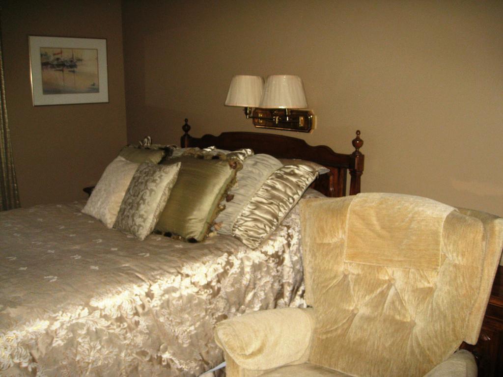Mcdougall Lane Bed & Breakfast ドラムへラー 部屋 写真