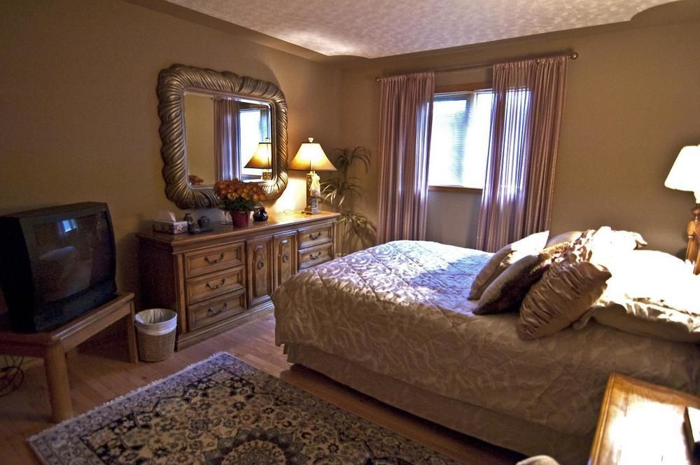 Mcdougall Lane Bed & Breakfast ドラムへラー エクステリア 写真