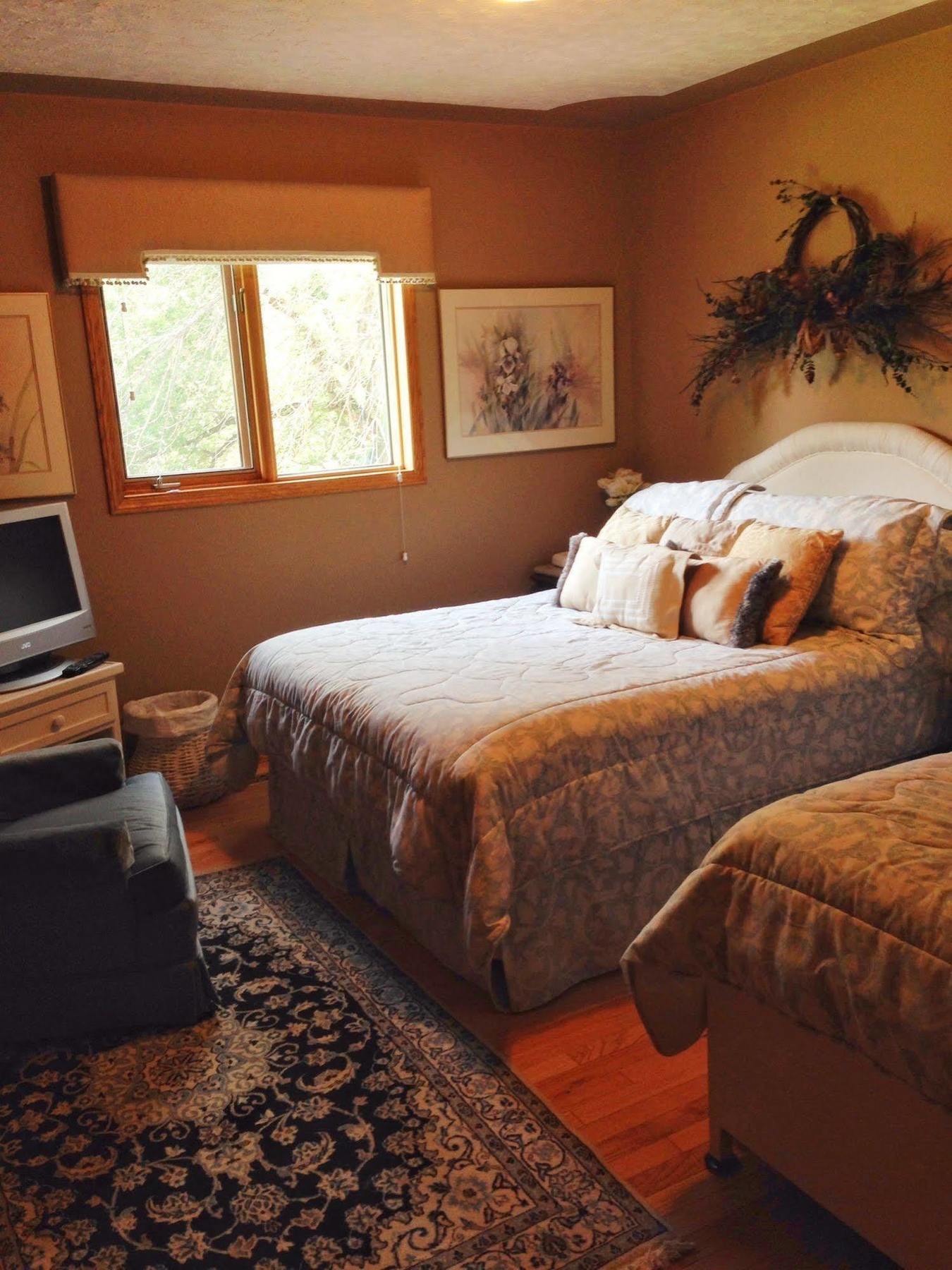 Mcdougall Lane Bed & Breakfast ドラムへラー エクステリア 写真
